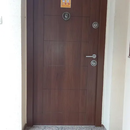 Visit شقة